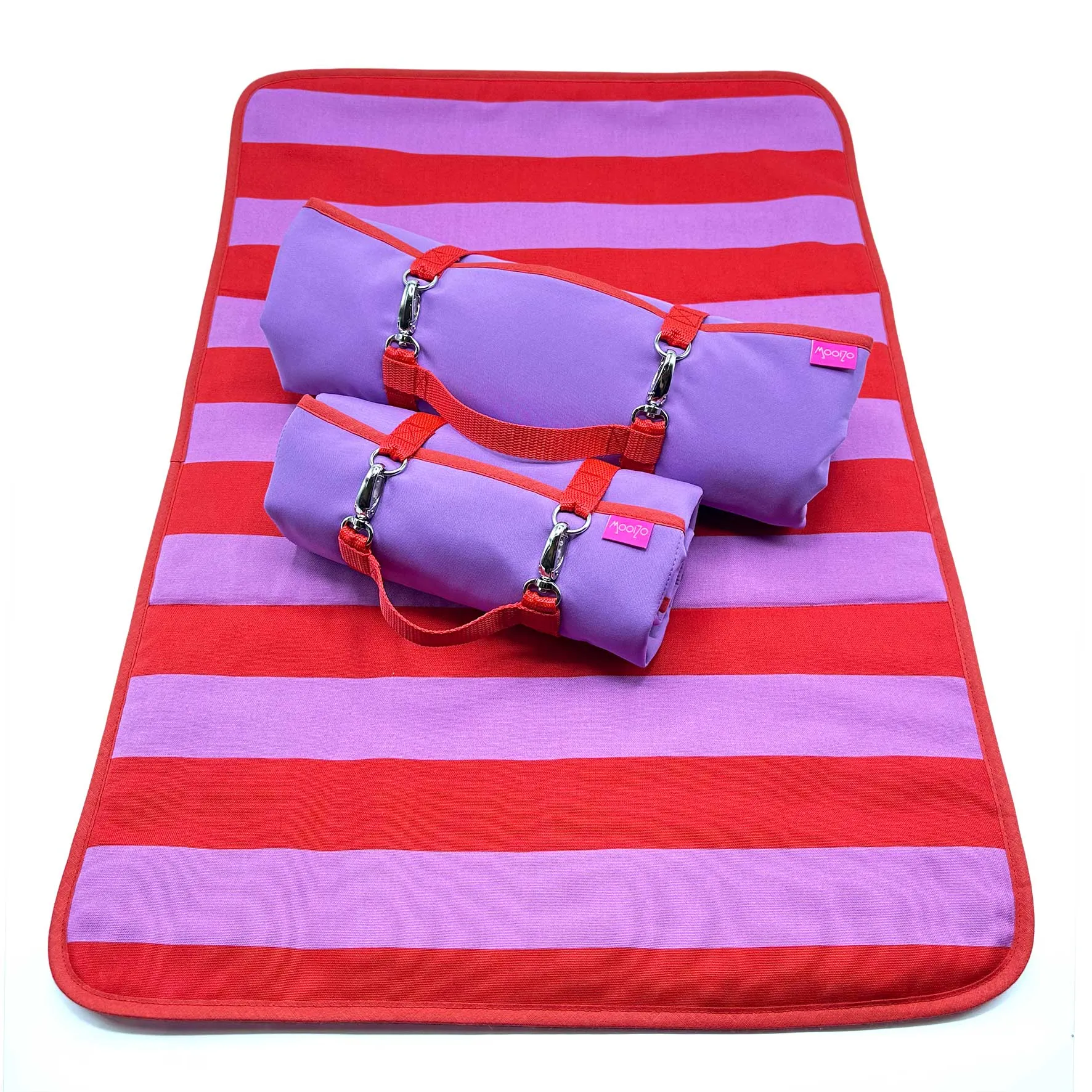 MooiZo Dog'n'Roll Hundereisedecke Sunset Stripes Kollektion Flieder-Rot - Wärmeisolierende, wasserabweisende Decke für Hunde, kompakt, pflegeleicht, ideal für Reisen und Ausflüge